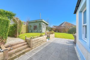 Photo 25- click for photo gallery